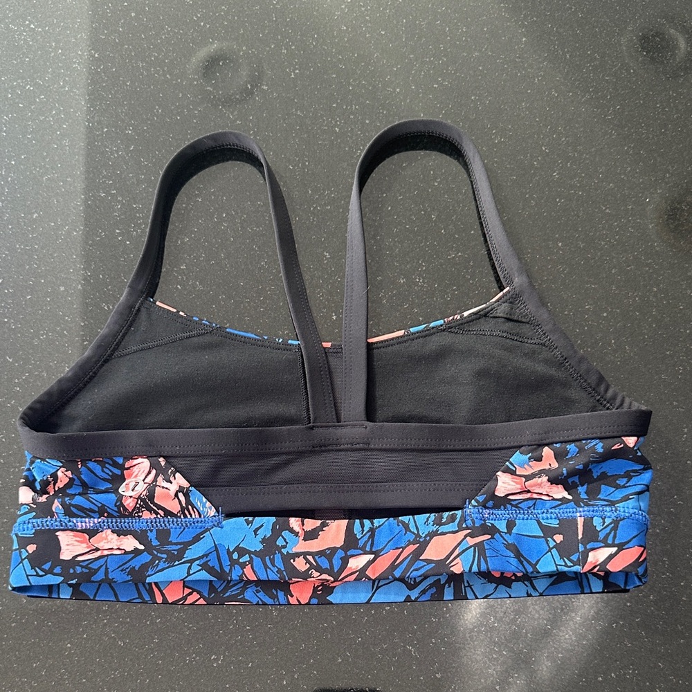 Lululemon Rise & Run Sports Bra - Picture 2 of 2